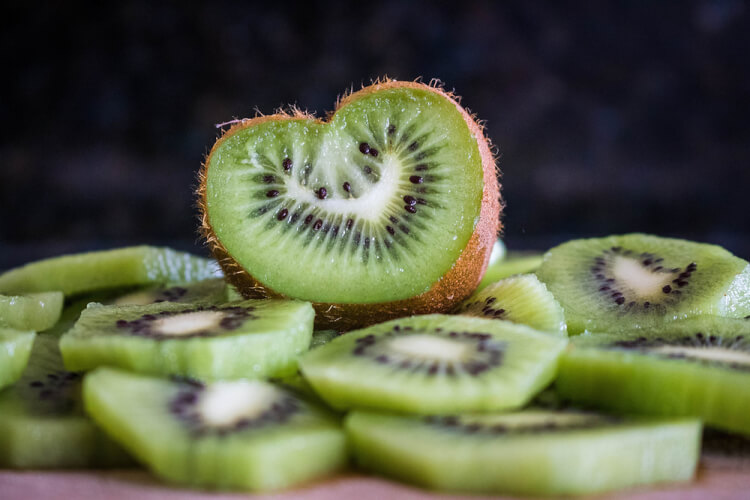 The Potent Health Benefits of Kiwi